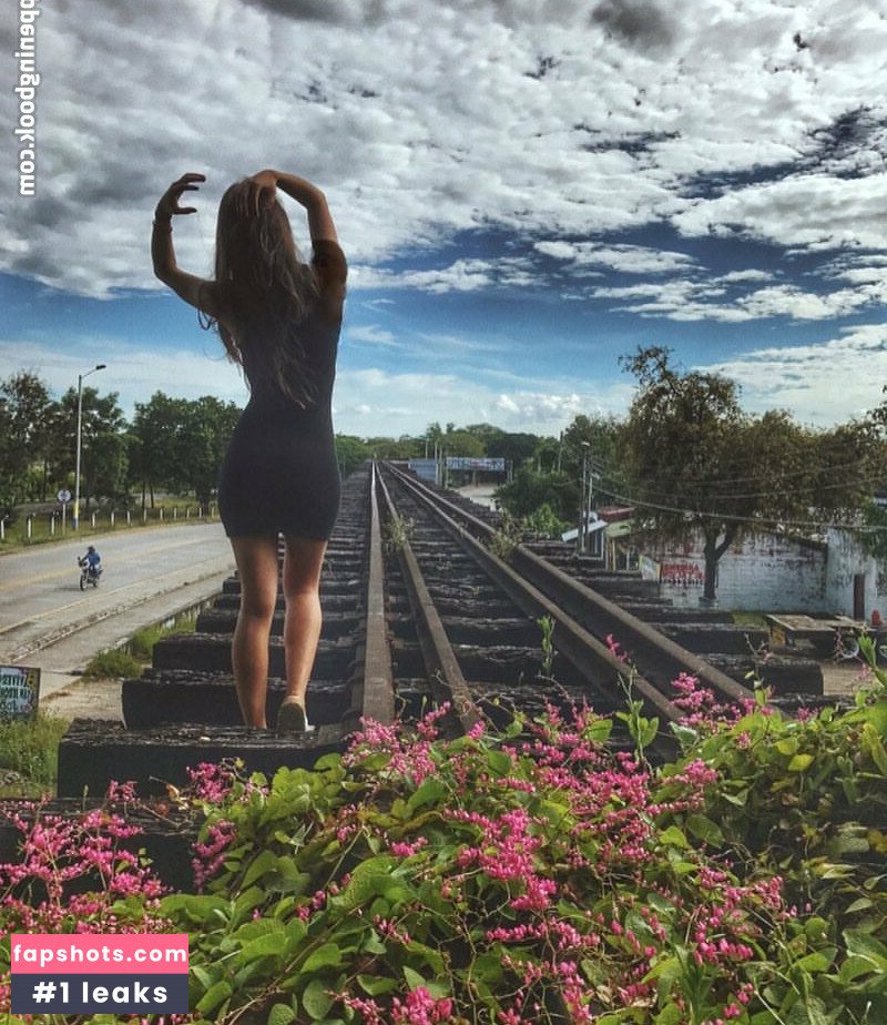 Alicia Londoño gallery photo #27