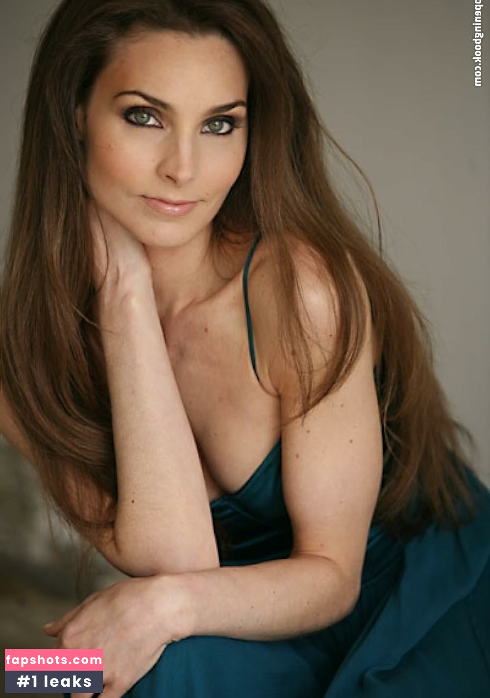 Alicia Minshew nude babe gallery