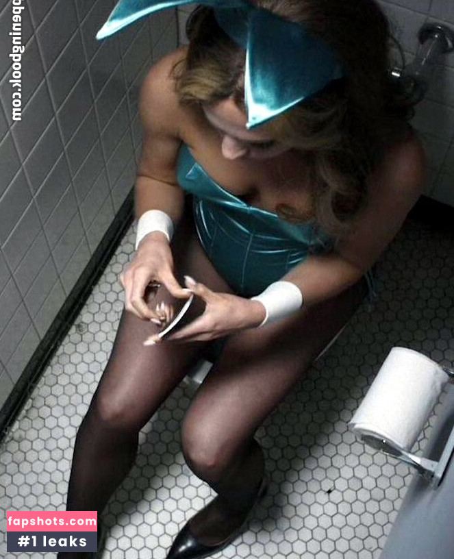 Alicia Vikander gallery photo #119