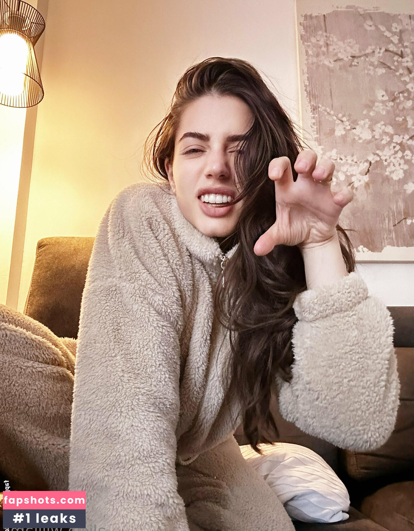 Alicia Williams gallery photo #3