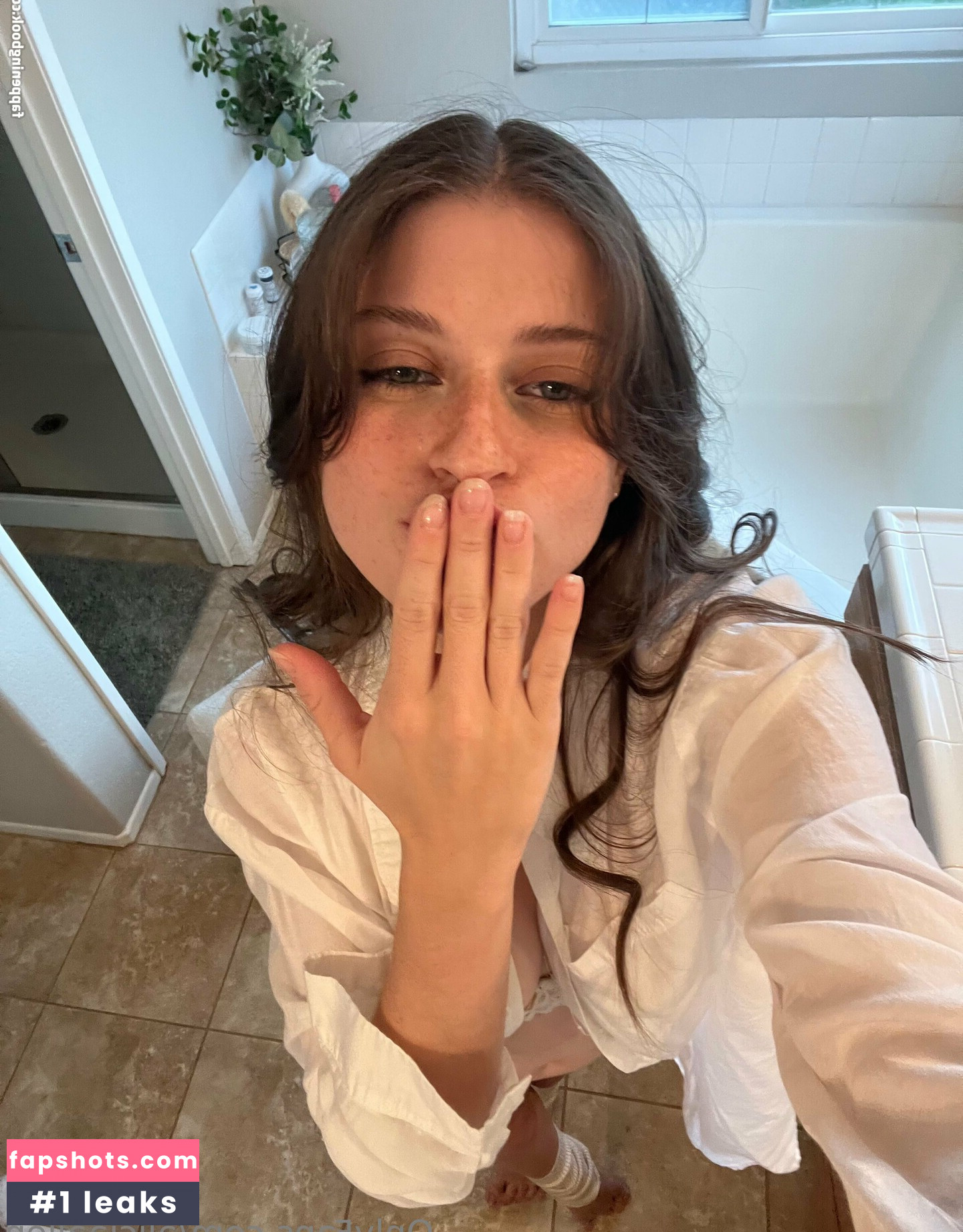 aliciaallen Nude Leaks OnlyFans Photos #7 - Fapshots