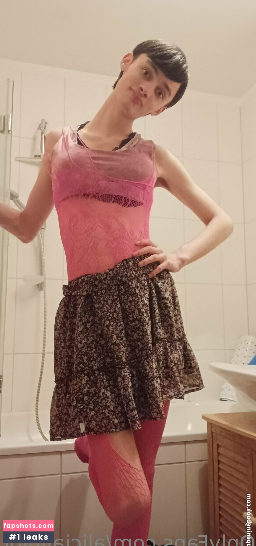 alicialiniquinn gallery photo #20