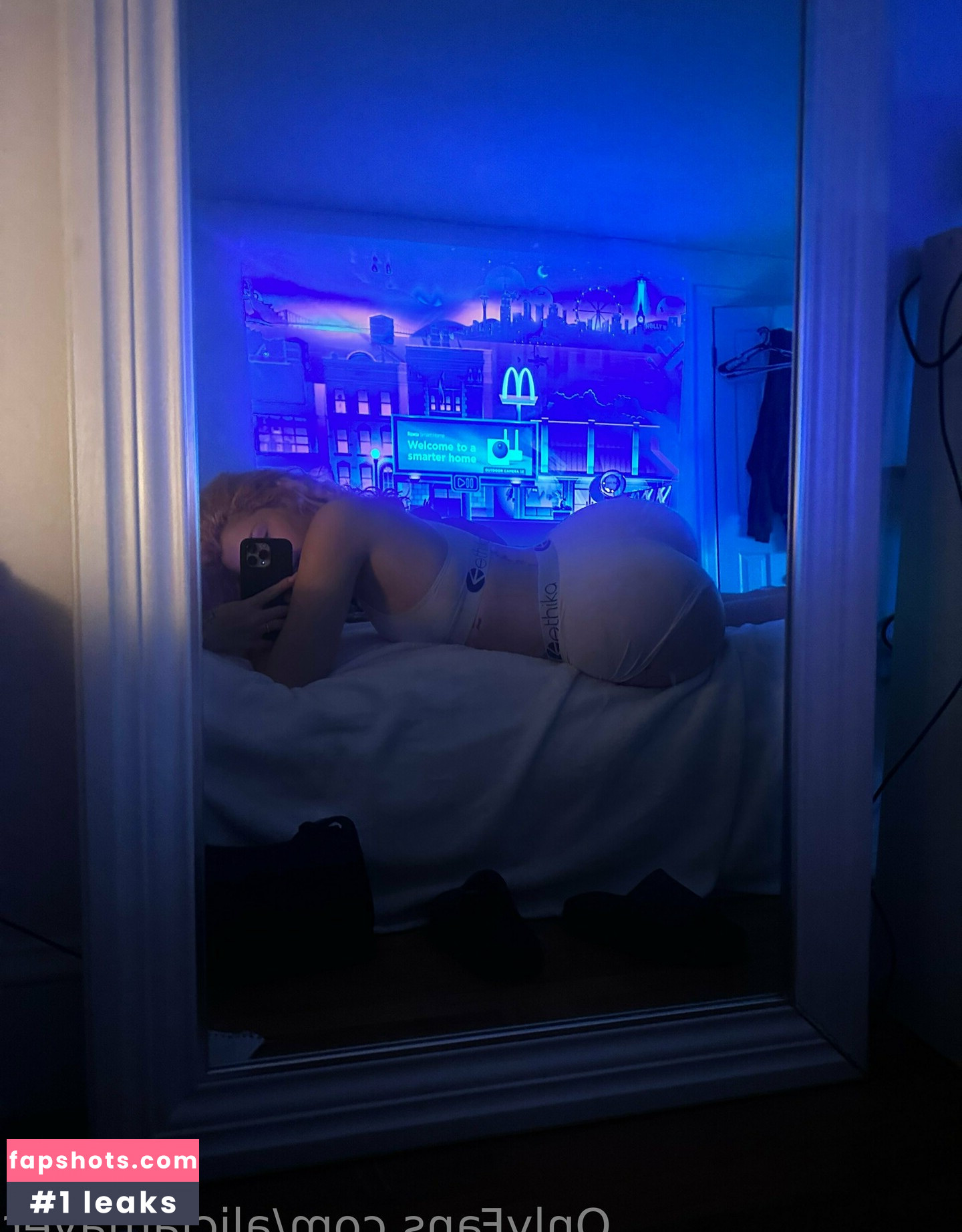 aliciamayer gallery photo #5