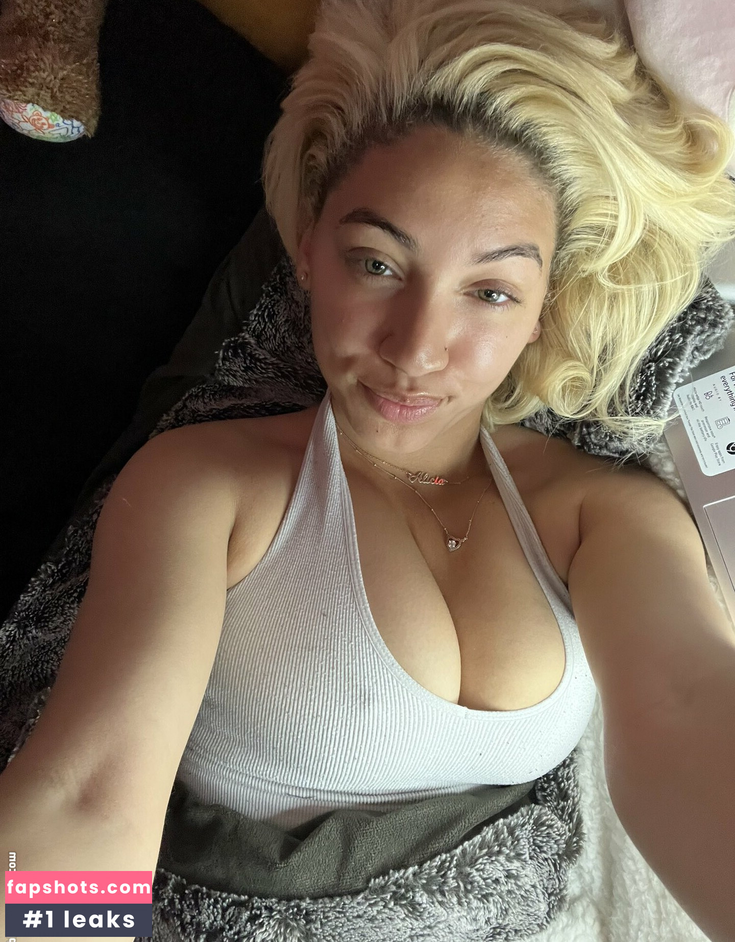 aliciawilder gallery photo #2