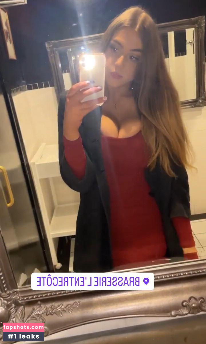 Alida Moya gallery photo #61