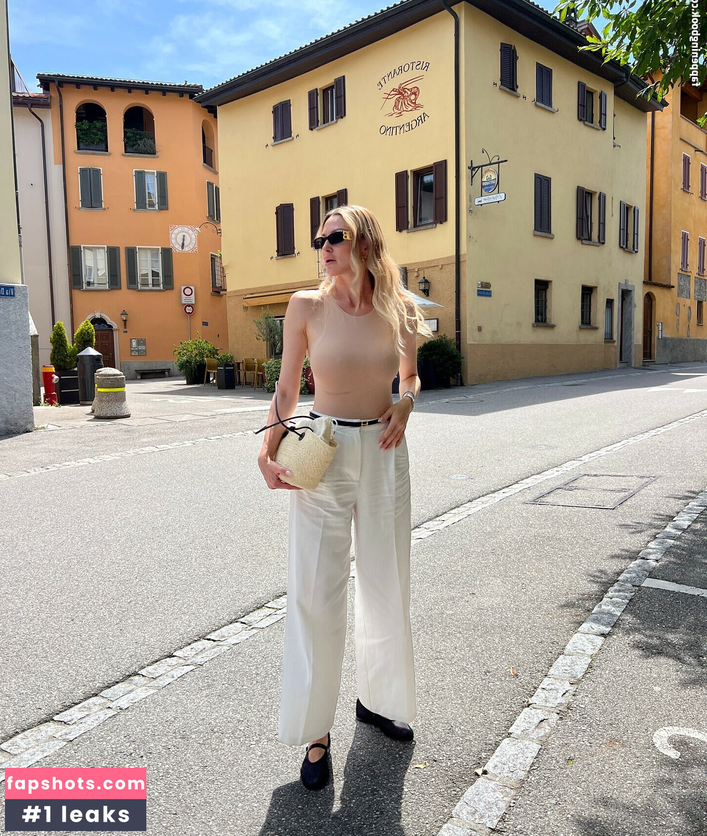 Alina Balenko gallery photo #5