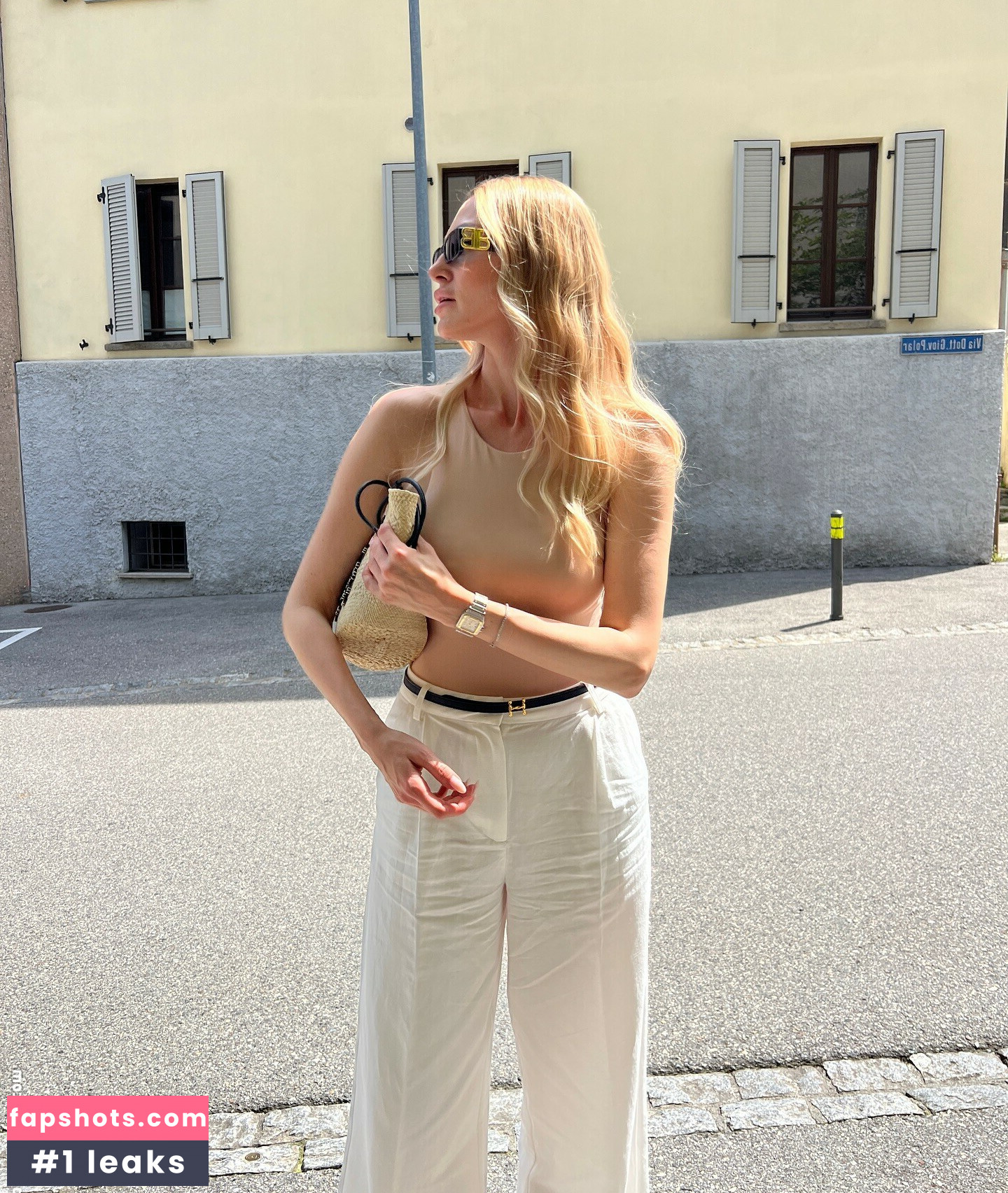 Alina Balenko gallery photo #6