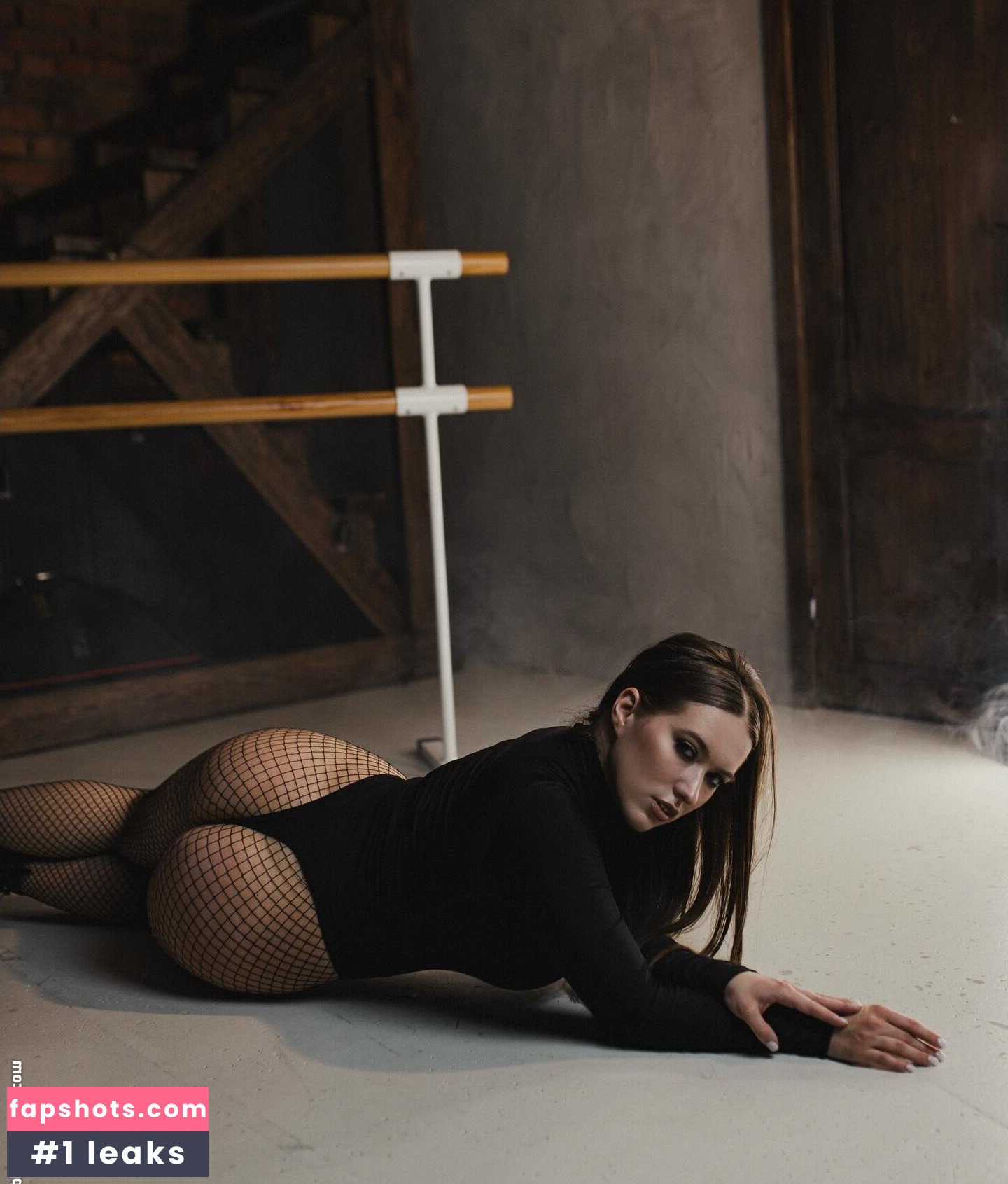 Alina Baranova gallery photo #20