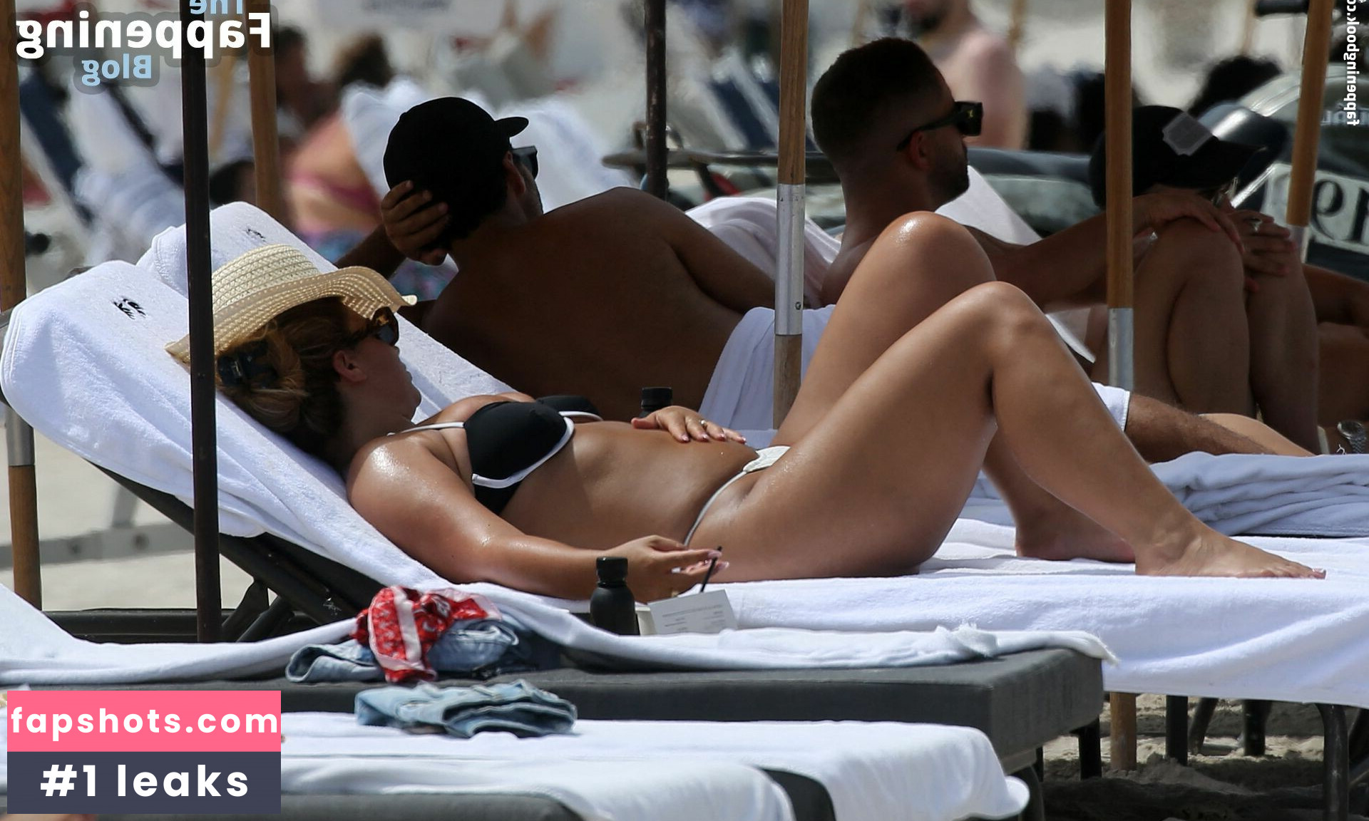 Alina Baraz gallery photo #16