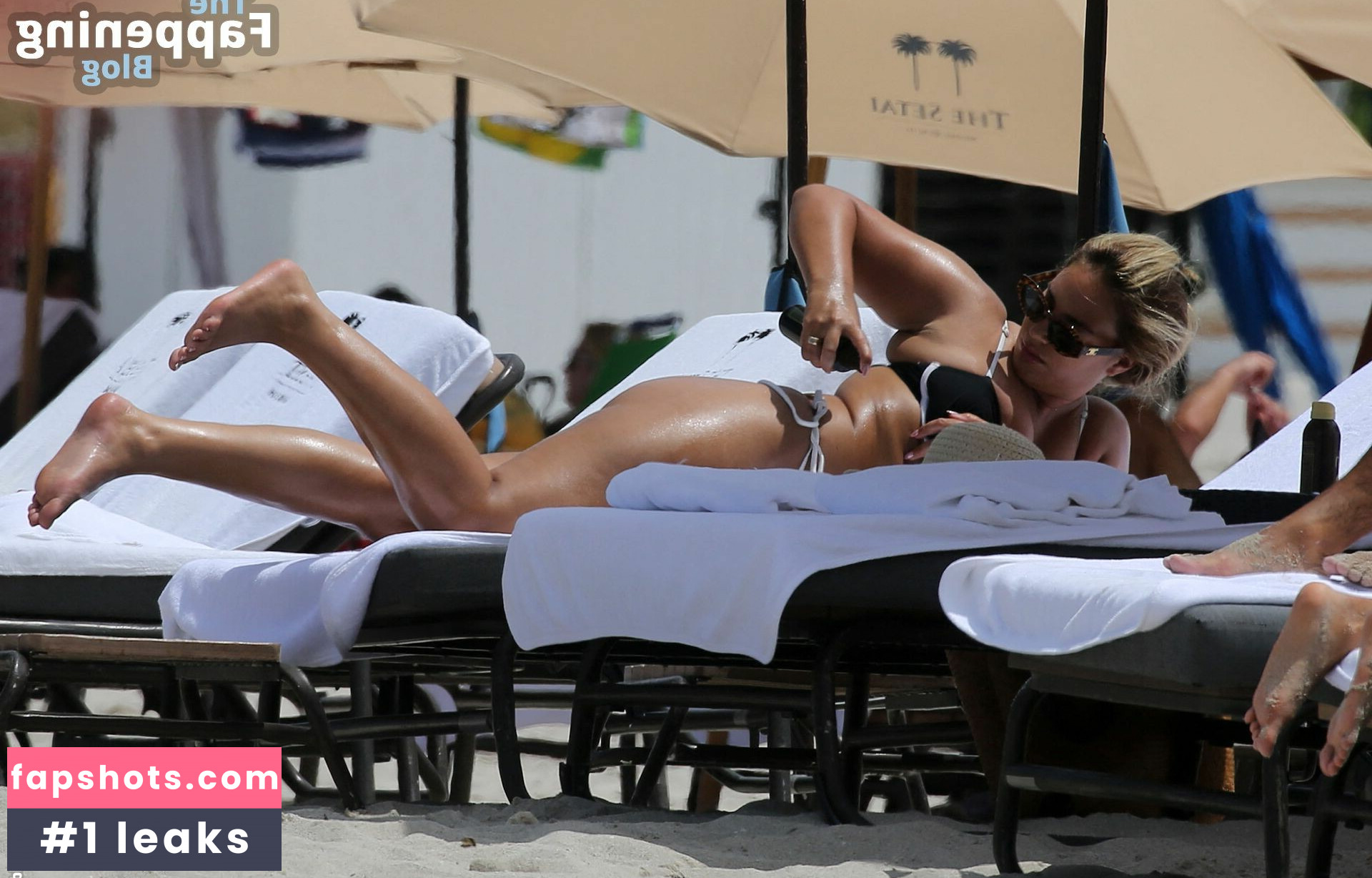 Alina Baraz gallery photo #3