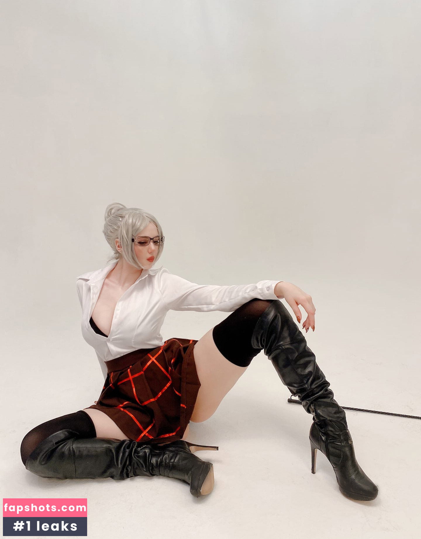 Alina Becker gallery photo #9170