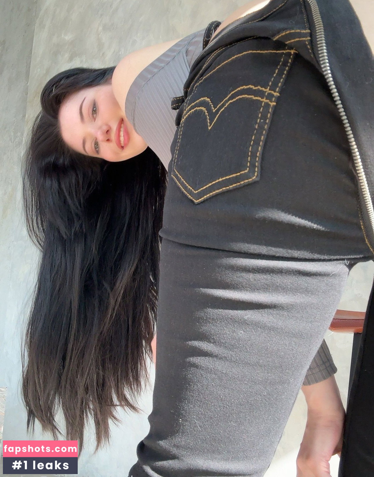 Alina Becker gallery photo #4950