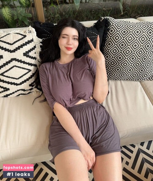 Alina Becker gallery photo #1049