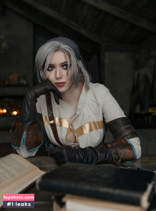 Alina Becker gallery photo #1221