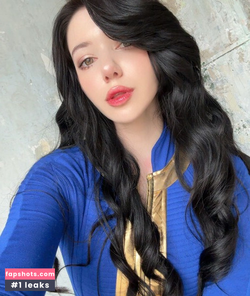 Alina Becker gallery photo #1275