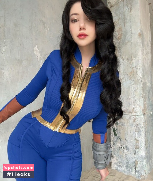 Alina Becker gallery photo #1301