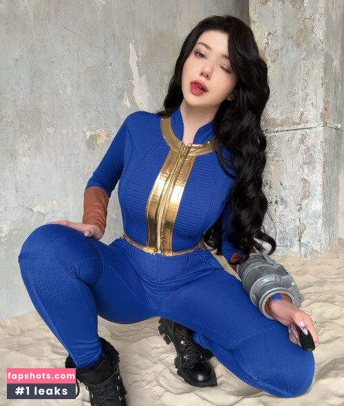 Alina Becker gallery photo #1320