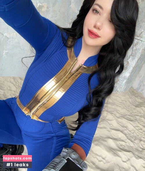 Alina Becker gallery photo #1335