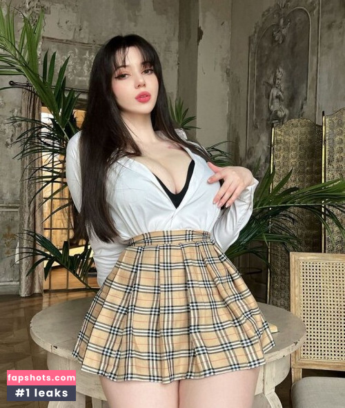 Alina Becker gallery photo #1886