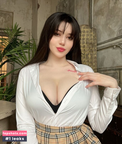 Alina Becker gallery photo #1887