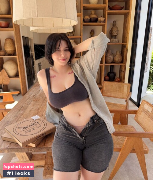 Alina Becker gallery photo #2473