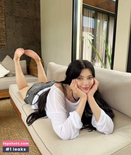 Alina Becker gallery photo #2930