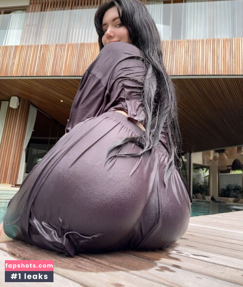 Alina Becker gallery photo #3040