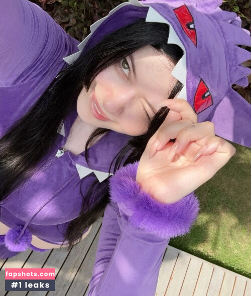 Alina Becker gallery photo #3219