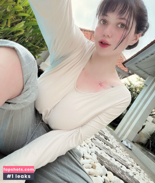 Alina Becker gallery photo #463