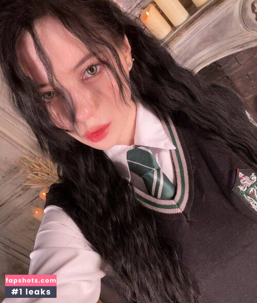 Alina Becker gallery photo #481