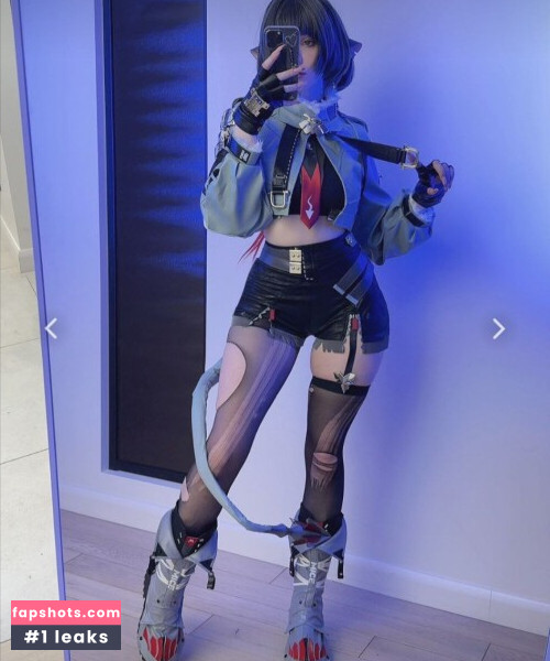 Alina Becker gallery photo #668