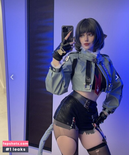 Alina Becker gallery photo #679