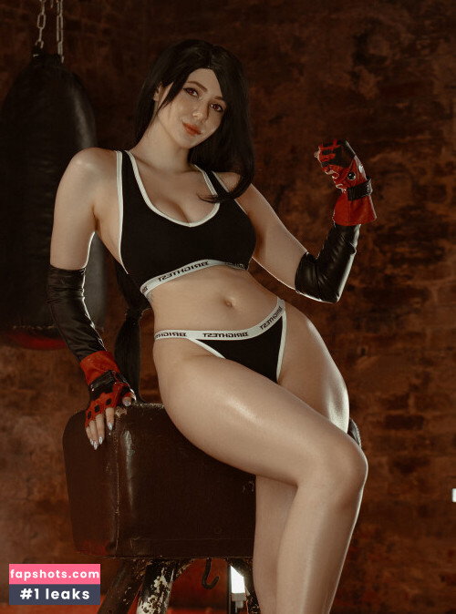 Alina Becker gallery photo #7976