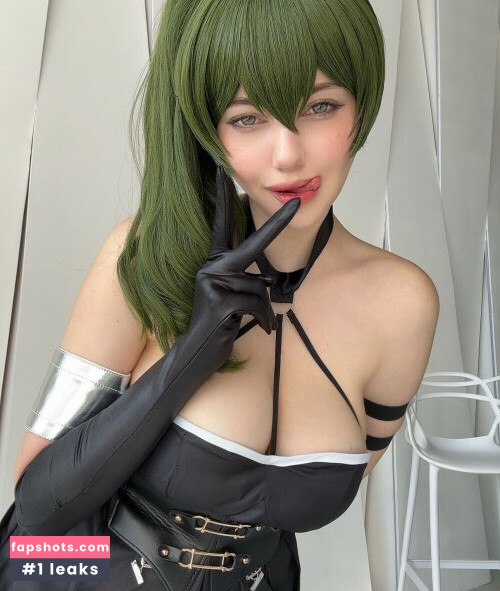 Alina Becker gallery photo #832