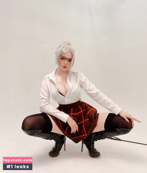 Alina Becker gallery photo #8551