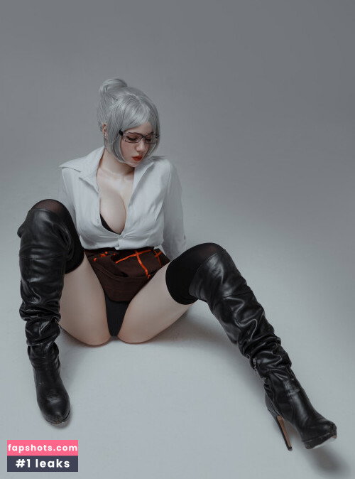 Alina Becker gallery photo #8578