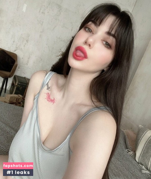 Alina Becker gallery photo #8738