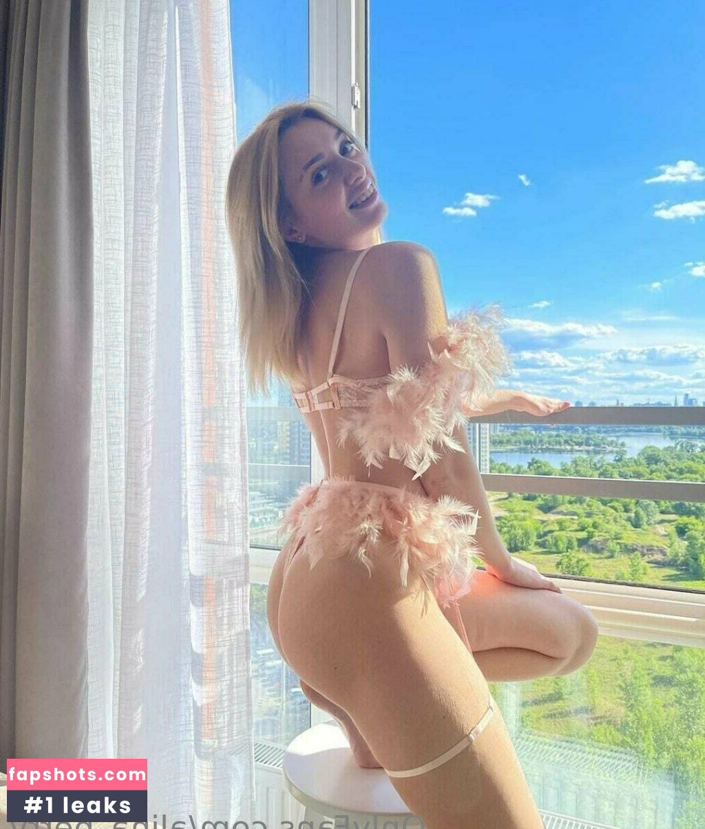 alina_berry_free Nude Leaks OnlyFans Photos #30 - LeakJerk