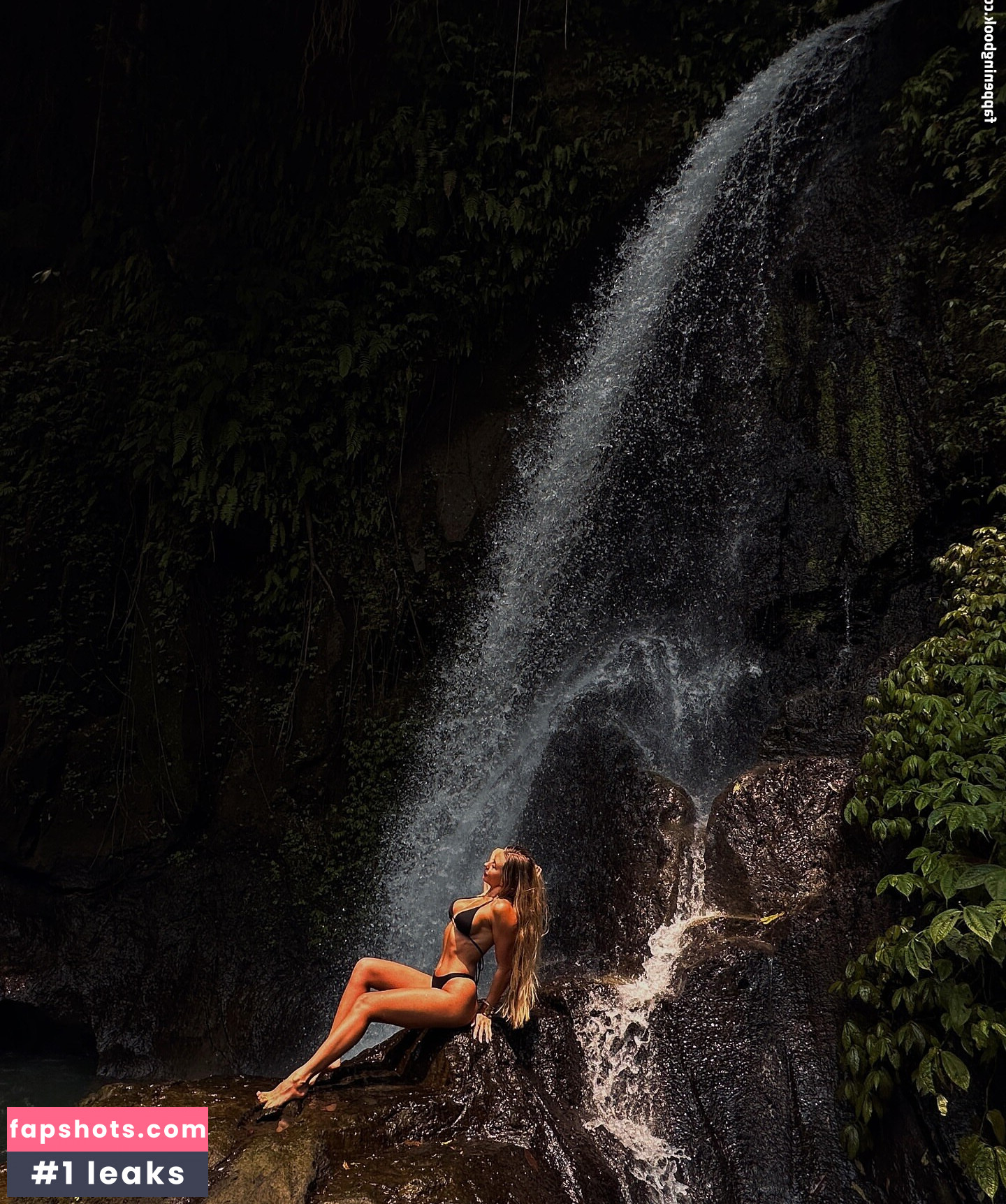 Alina Cherepanova gallery photo #19