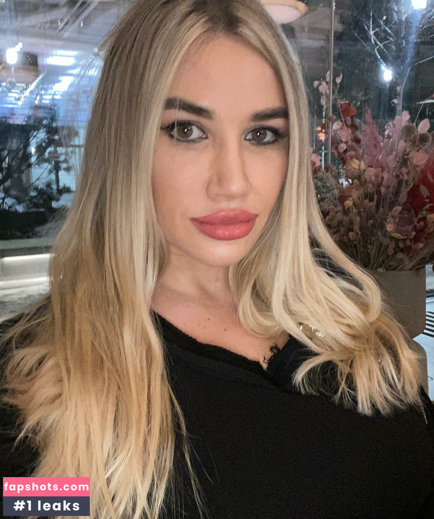 Alina Crijanovscaia gallery photo #13