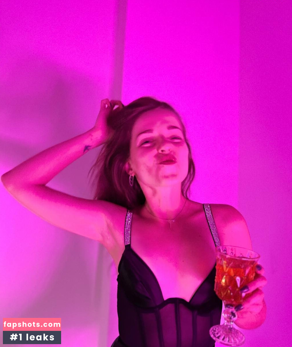 Alina_dln gallery photo #33