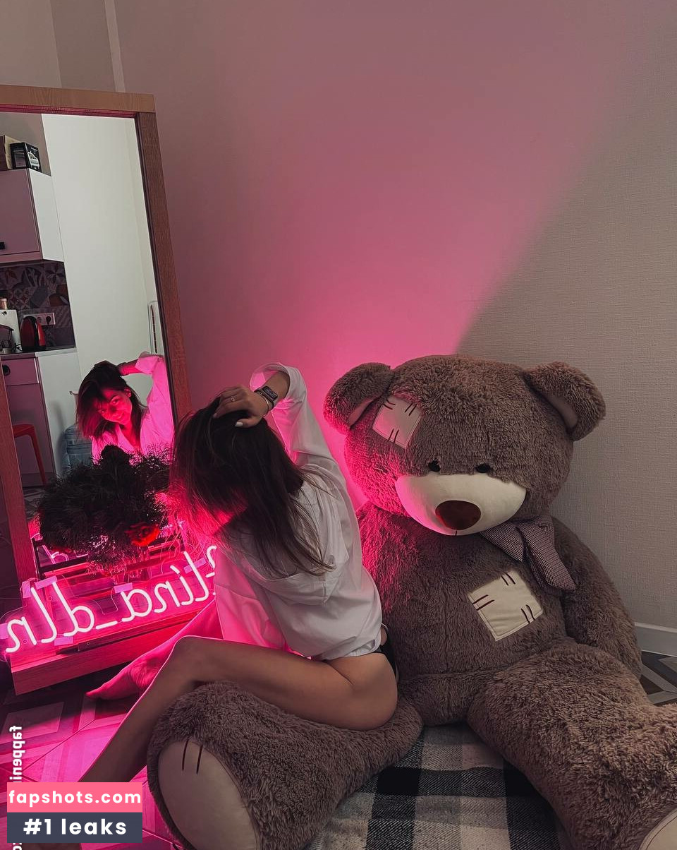 Alina_dln gallery photo #8