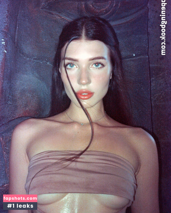 Alina Enero gallery photo #3