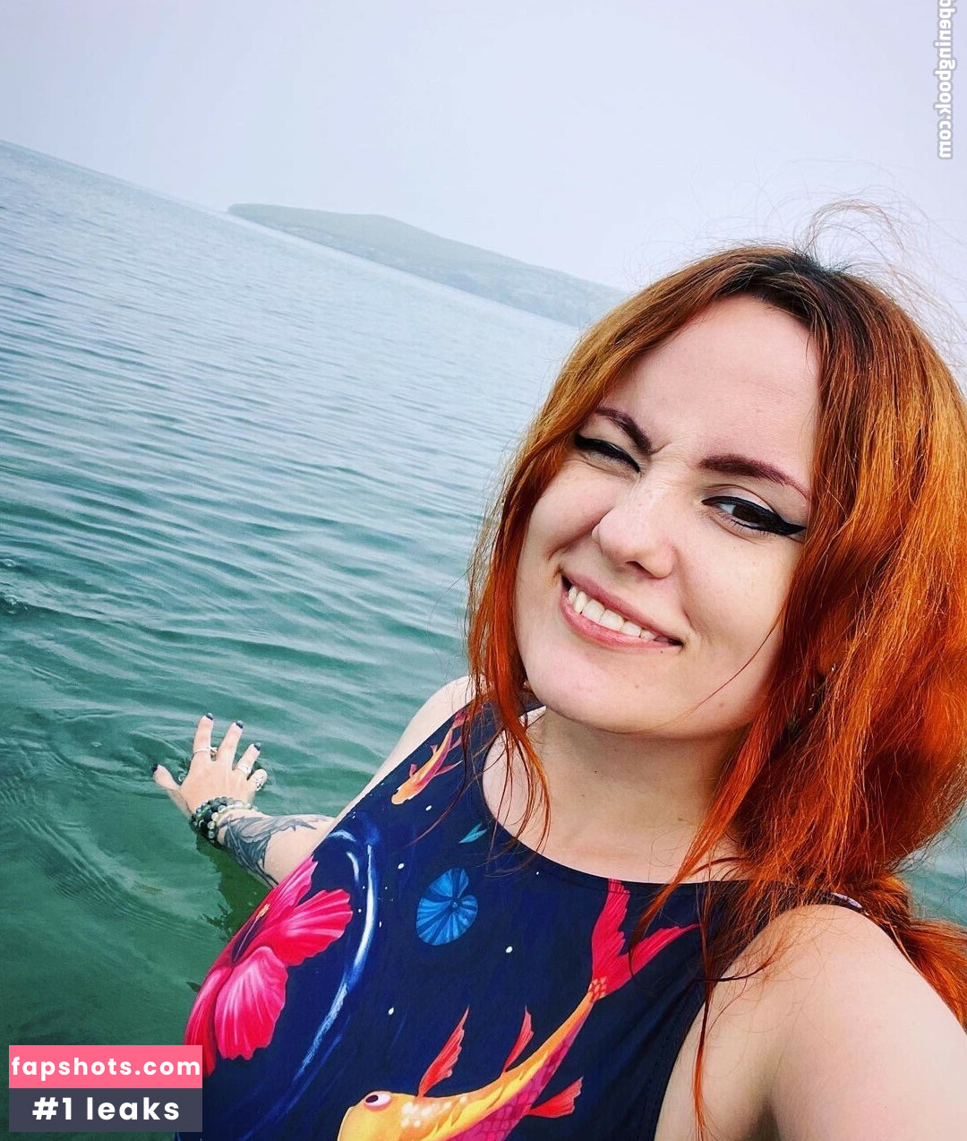 Alina Gingertail nude babe gallery