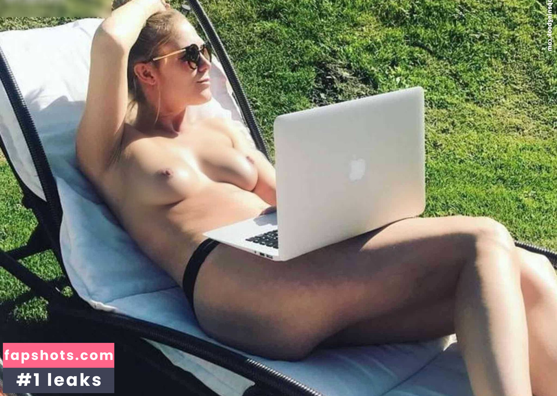 Alina Merkau gallery photo #20