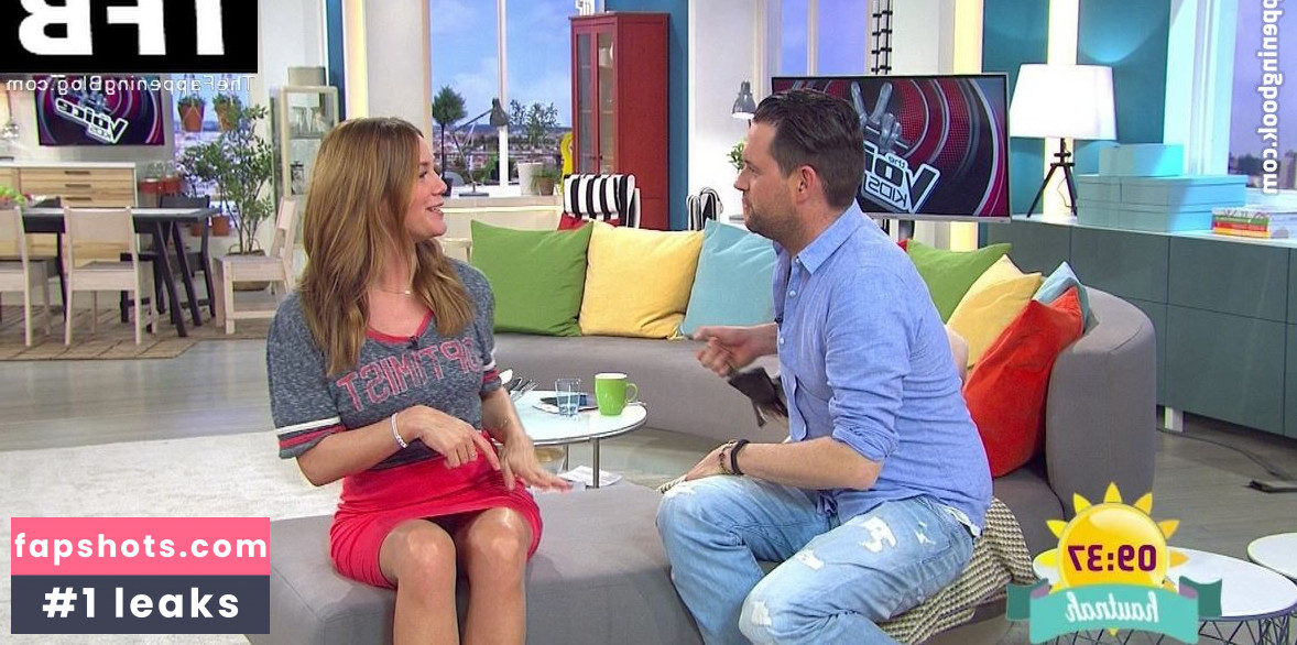 Alina Merkau gallery photo #37