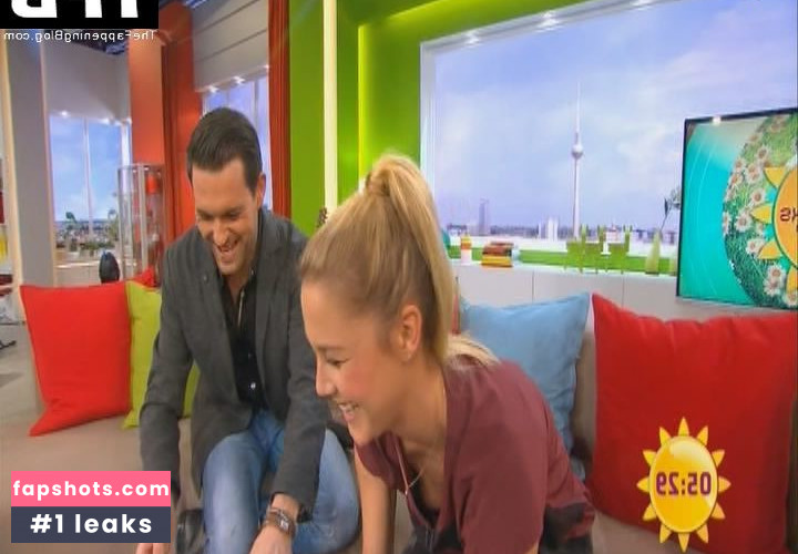 Alina Merkau gallery photo #43