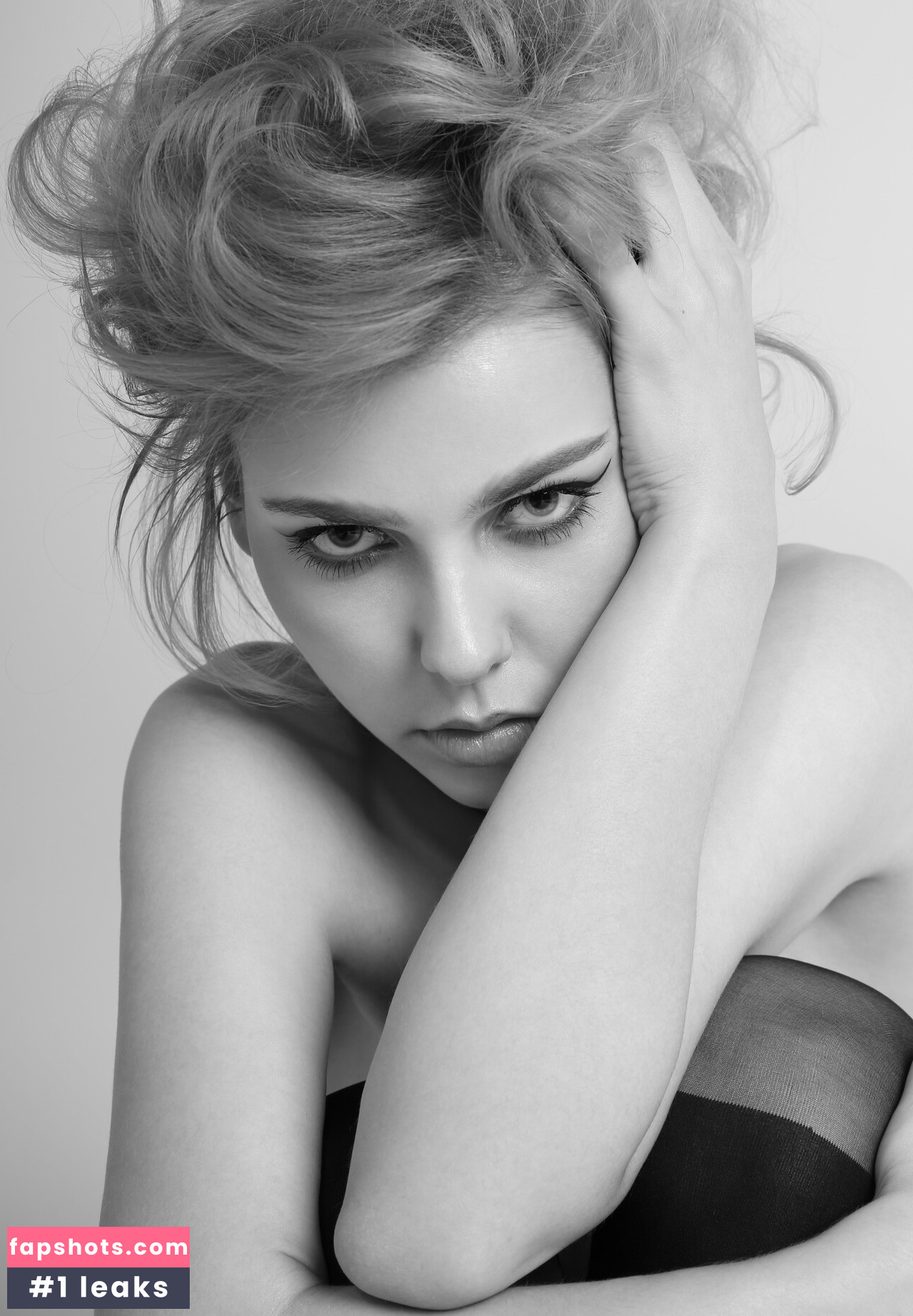 Alina Rin gallery photo #24