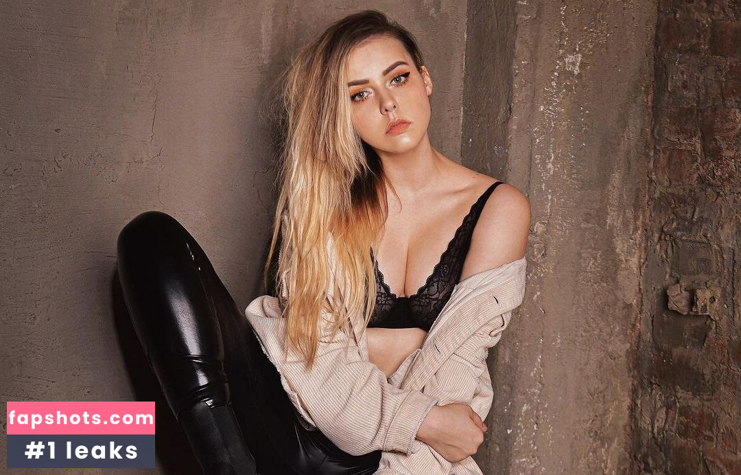 Alina Rin gallery photo #29