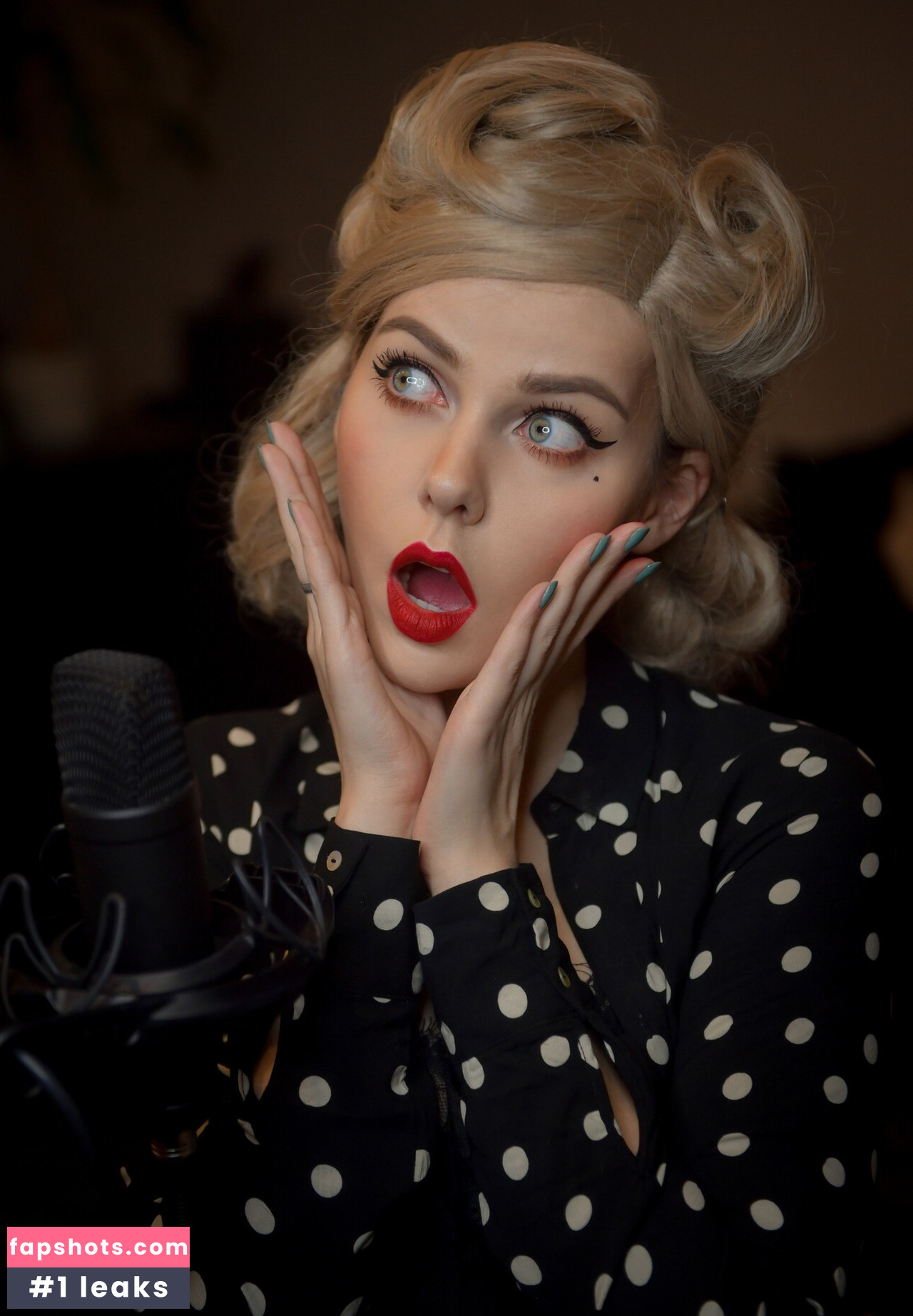 Alina Rin gallery photo #36